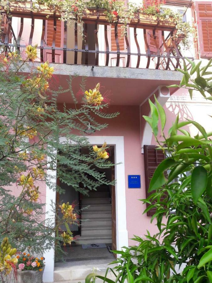 Lusetic Apartmán *